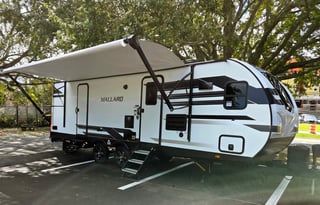 Tallahassee RV Rental | King Bed | Delivery  Setup