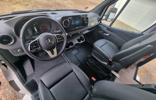 New 2025 Qwest on Mercedes Benz, 25 feet