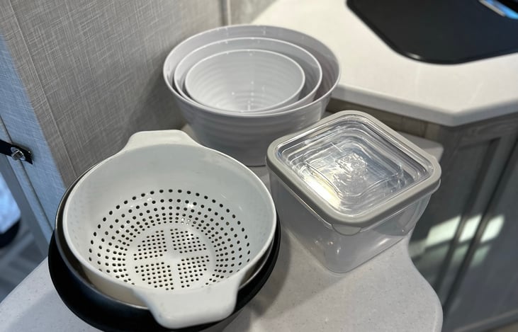 Bowls, colander and storage containers