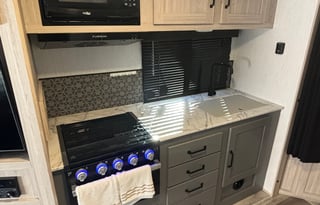 2022 Heartland Sundance Ultra Lite 265BH