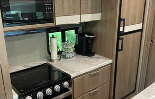 2020 Grand Design Imagine 3250BH