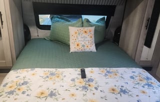 2022 Connect KZ  C281BHSE