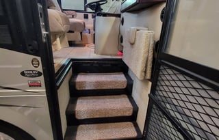 2011 Tiffin Motorhomes Allegro RED with Starlink!