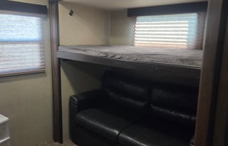 Reflection bunkhouse model