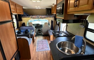 Harvey The RV - Your “go to” RV rental