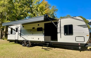 *BRAND NEW* 2026 Jayco - KING BED - 2 Bdrm