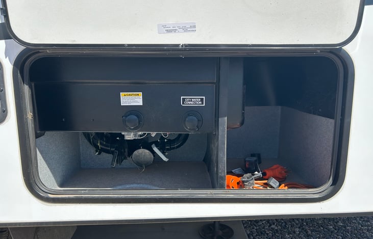 Water & Sewer Hookups