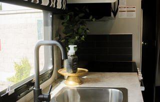 Modern Jayco Redhawk 24B- solar