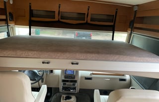 2019 Winnebago Sunstar 29VE