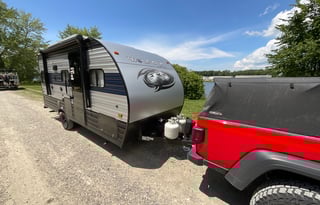 Solar powered off grid camper! Stay anywhere!
