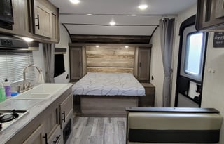 22 Fam&Pet Friendly GulfStream 248BH