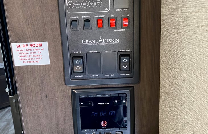 Utility Controls, Radio, Slide Control