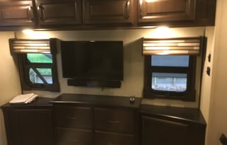 2018 Forest River Columbus F383FB