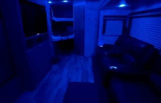 2022 Winnebago Industries Towables Minnie 2801BHS