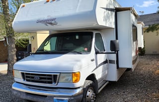 Miranda the pet friendly traveler