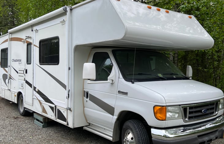 Front view with slide not extended