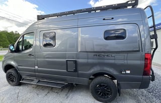 AWD All-Season "Astro" UNLIMITED MILES + Starlink