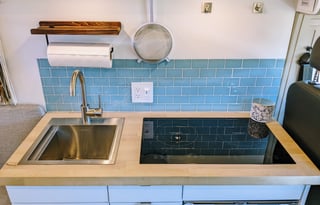 Deazy: RAM ProMaster Camper Van