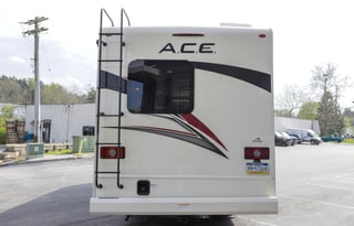 2022 ACE 27 FT Easy to Drive Class A! Sleeps 6-8
