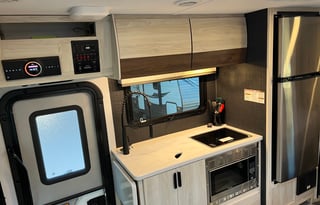 2023 Mercedes Diesel Class C Sleeps 5 Queen Bed!