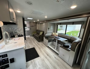 Coachmen RV Freelander 26MB