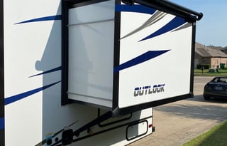 2021 BRAND NEW WINNEBAGO OUTLOOK