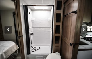 H-Bee 2023 Grand Design Imagine 2500RL