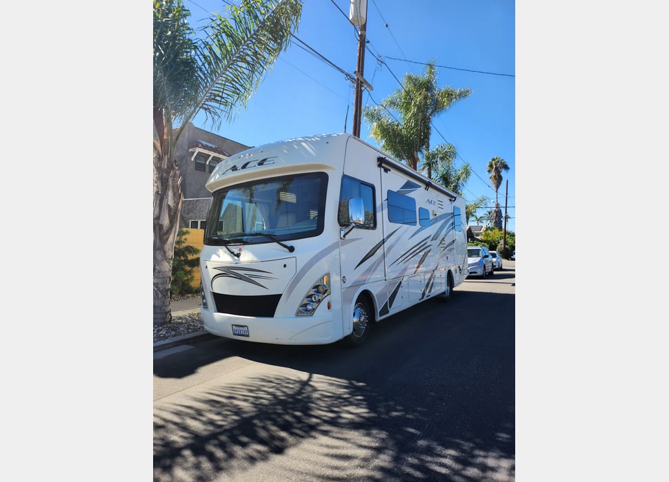 Class A Motor Home rentals in Alpine