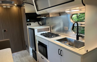 2020 Airstream RV Caravel 22FB