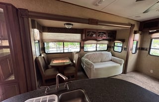 2013 Heartland ElkRidge 34QSRL