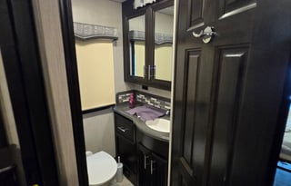 Hit The Road In This Family Friendly Berkshire XL