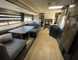 Forest River RV Cherokee Grey Wolf 26DBH