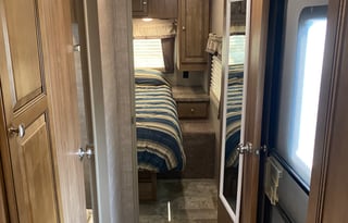 Spacious 2017 Forest River Flagstaff Superlite