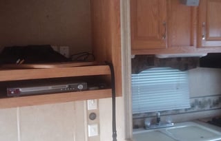 2006 Crossroads Cross Force Cruiser. Built in generator.