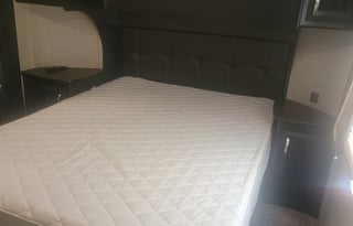 2015 Dutchmen RV Voltage V3805