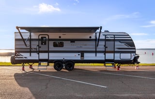 AMAZING BUNKHOUSE CAMPER!