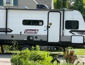 Dutchmen RV Coleman Lantern LT Series 18FQ