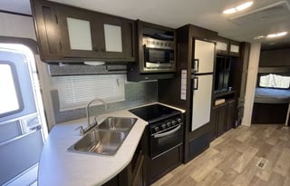 2021 Heartland Pioneer BH280 Bunkhouse