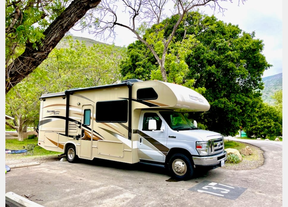 Class C Motor Home rentals in El Segundo