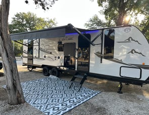 Forest River RV Cherokee Grey Wolf Black Label 26DBHBL