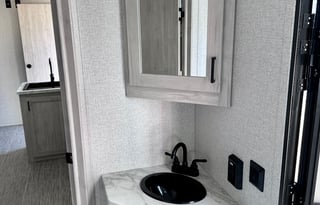 2023 East to West Silverlake!