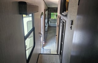 42' Bighorn - Insurance Included