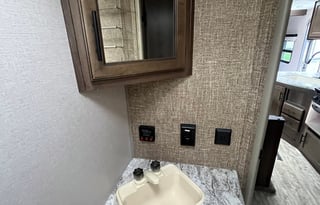 2018 KZ Connect C241BHK