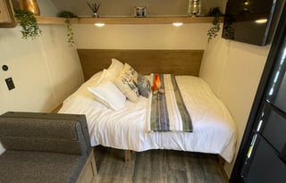 ***Brand New**Wolf Den Light Weight Travel Trailer