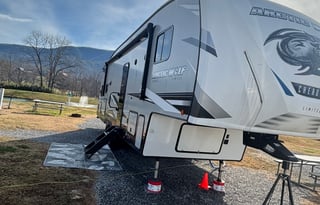 2022 The Rolling Wolf 287BH
