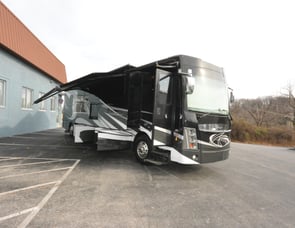 Forest River RV Berkshire XLT 45CA