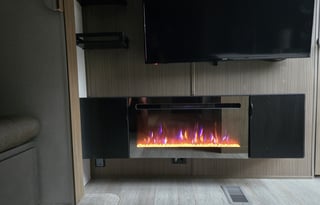 Family friendly with spacious private bunkroom!