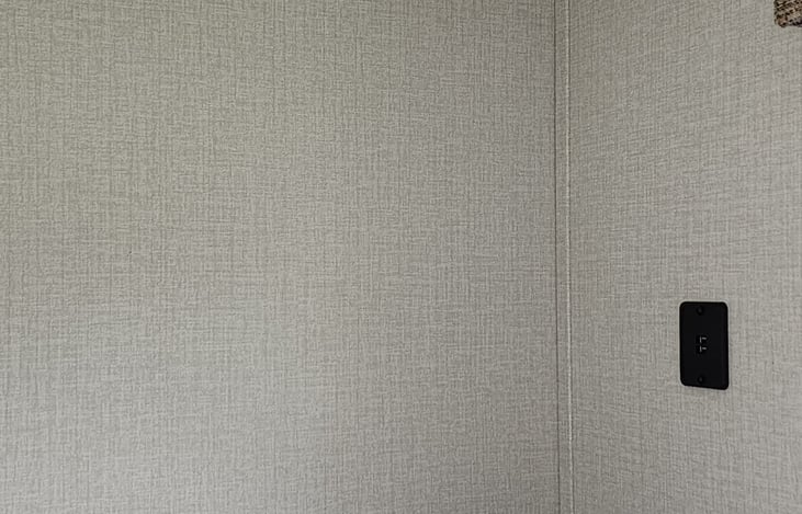 usb charging and touch lights at all beds