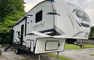 2022 Forest River RV Cherokee Arctic Wolf 321BH