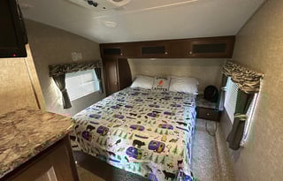 Bunkhouse 9 person sleeper fifth wheel